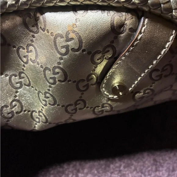 Gucci Britt Tassel Flap Bag Guccissima Metallic Gold w Tassel, dust bag and box - Picture 8 of 16